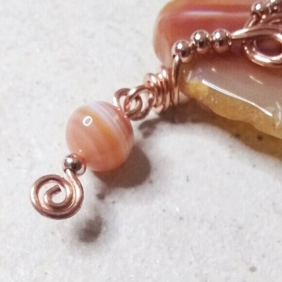 Rustic yet Elegant Contrasting Elements! Tough Banded Agate - Sleek Copper Wrap - Picture 4 of 16